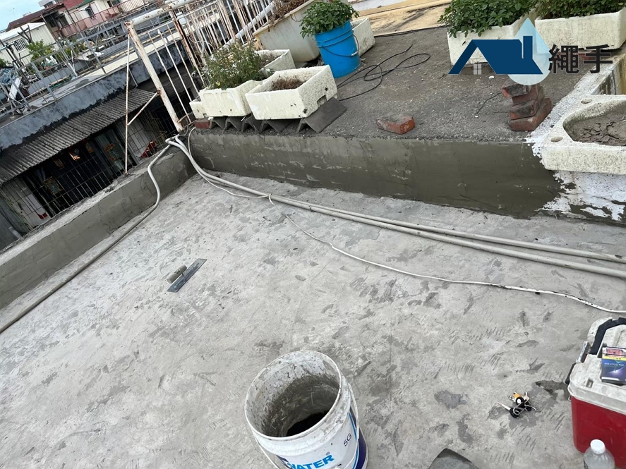 【高雄屋頂防水】建築防水工程的關鍵步驟：確保屋頂免受水患威脅