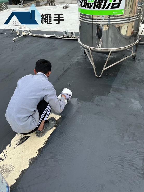 【#屏東屋頂防水】屋頂磁磚滲漏問題的專業防水解決方案！